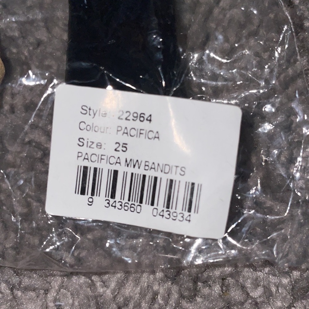 SOLD! ONE TEASPOON Mid Waist Bandit Shorts 25W 22964 NWT - Picture 12 of 12